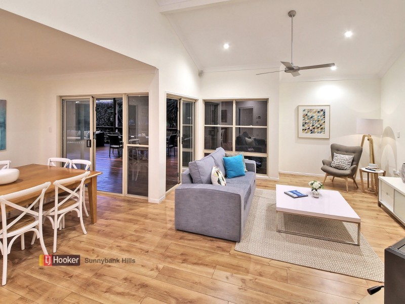 22 Greenland Street, Wishart QLD 4122