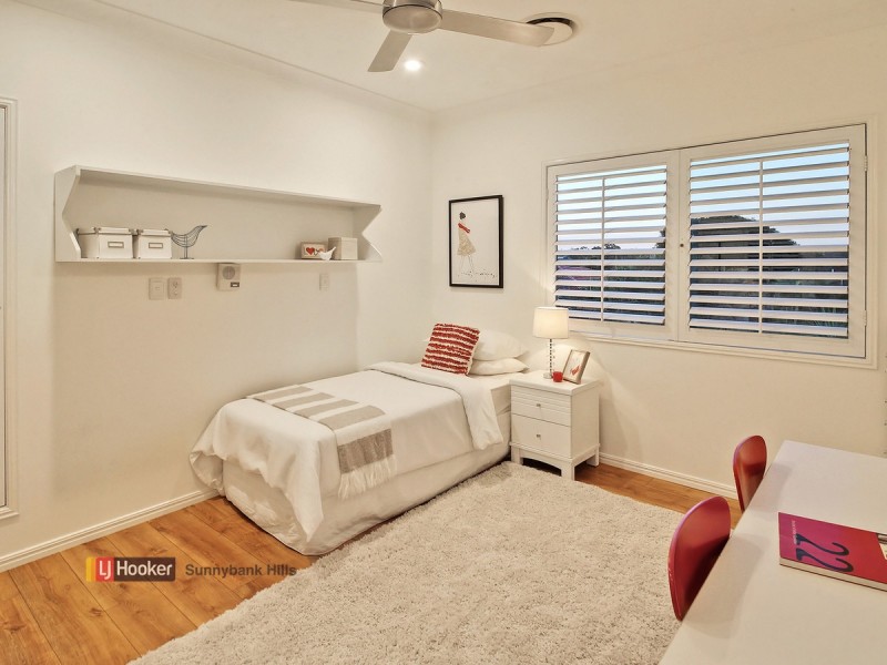 22 Greenland Street, Wishart QLD 4122