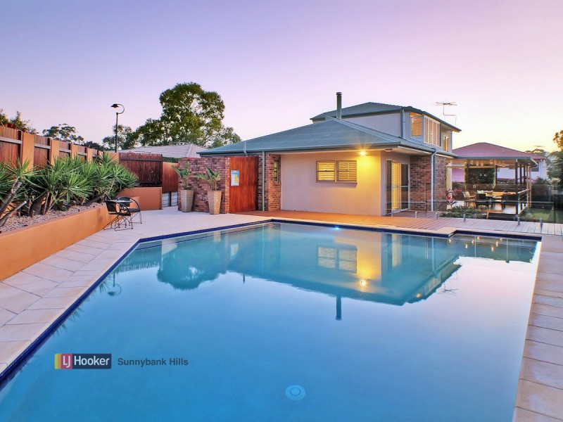 22 Greenland Street, Wishart QLD 4122