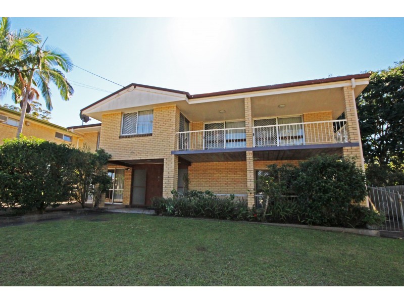 256 Broadwater Road, Mansfield QLD 4122