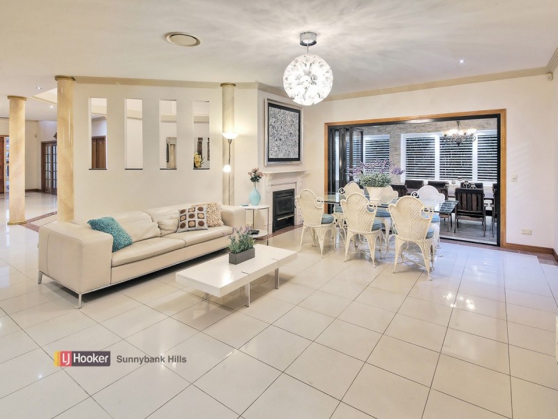 16 Cromwell Street, Sunnybank Hills QLD 4109