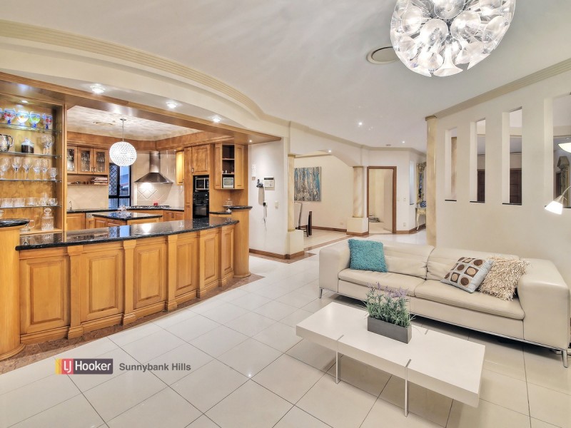 16 Cromwell Street, Sunnybank Hills QLD 4109