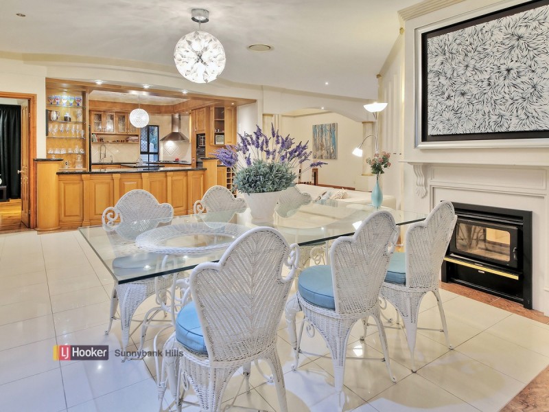 16 Cromwell Street, Sunnybank Hills QLD 4109