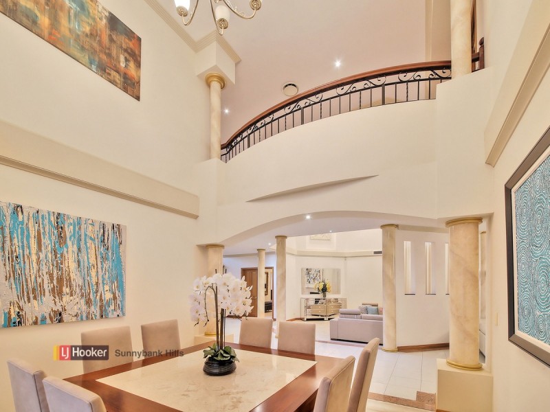16 Cromwell Street, Sunnybank Hills QLD 4109