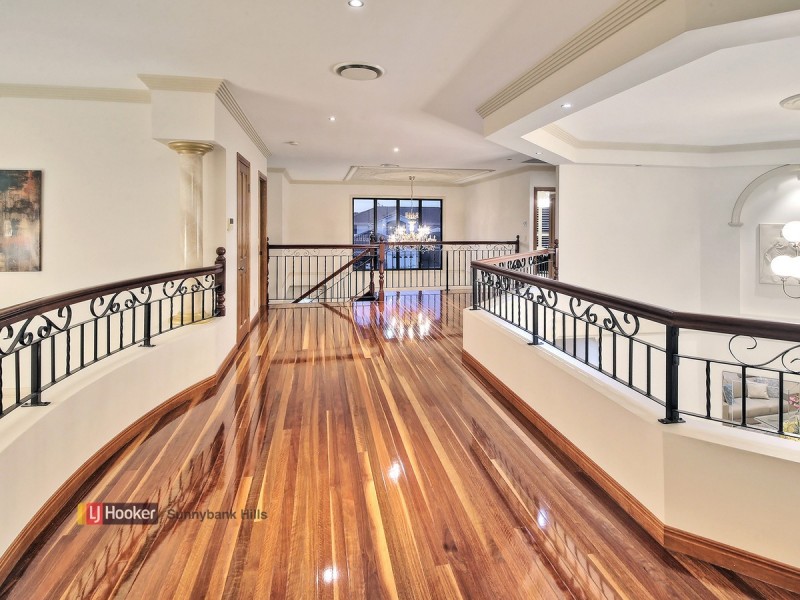 16 Cromwell Street, Sunnybank Hills QLD 4109