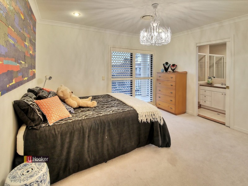 16 Cromwell Street, Sunnybank Hills QLD 4109