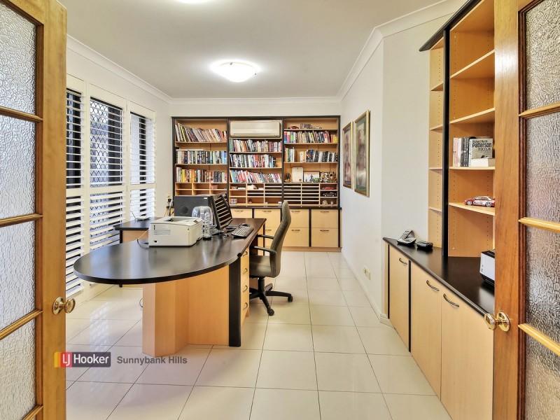 16 Cromwell Street, Sunnybank Hills QLD 4109