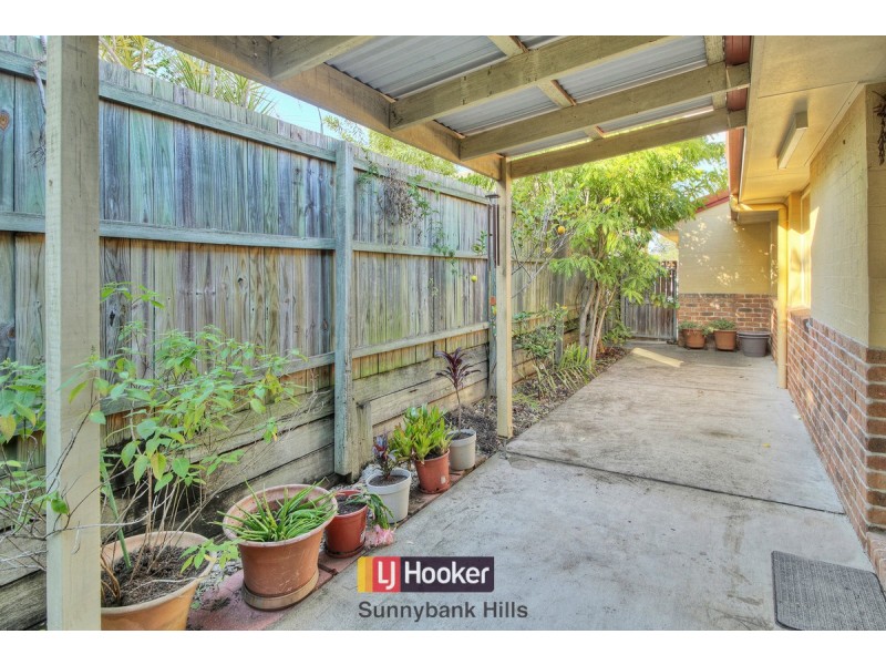 18 Tyrone Place, Acacia Ridge QLD 4110