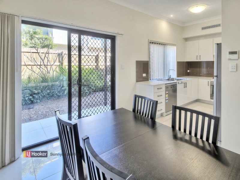 28/407 Warrigal Road, Eight Mile Plains QLD 4113