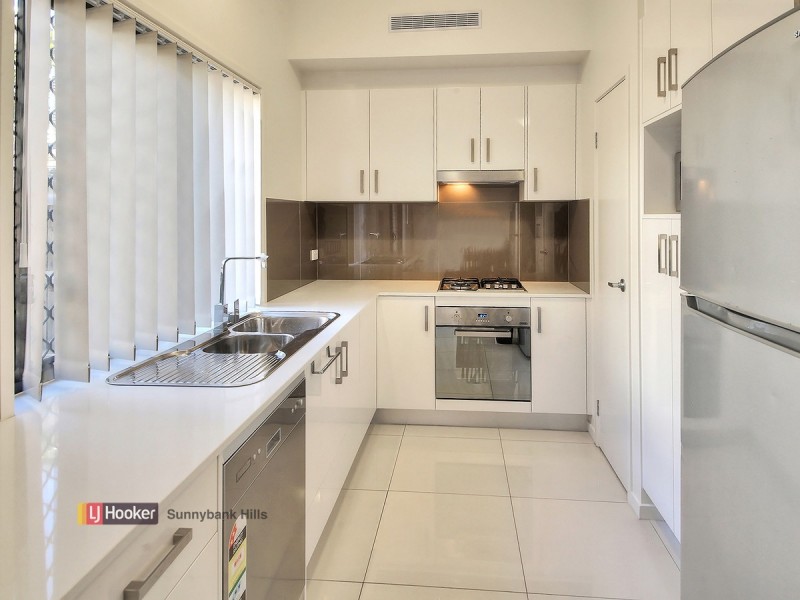 28/407 Warrigal Road, Eight Mile Plains QLD 4113