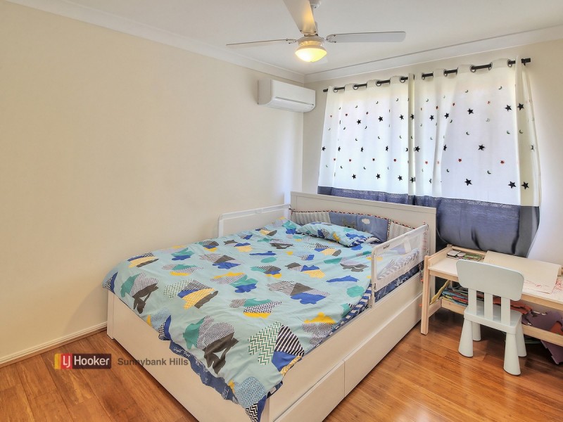 16 Carnegie Close, Parkinson QLD 4115