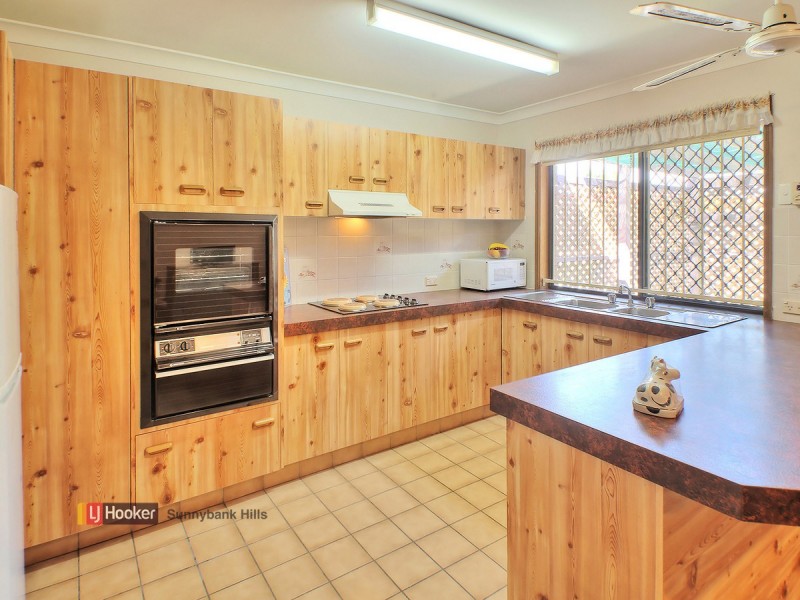 106 Pinelands Road, Sunnybank Hills QLD 4109