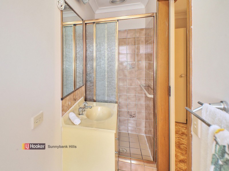 106 Pinelands Road, Sunnybank Hills QLD 4109