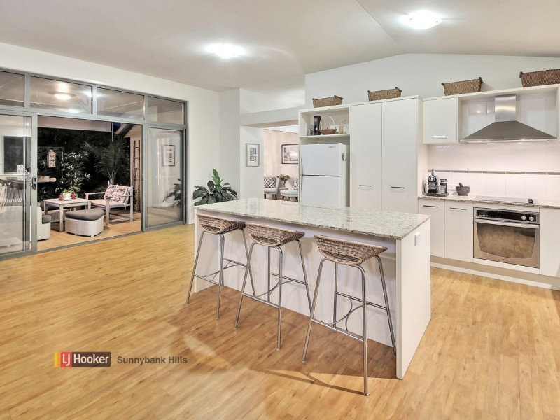 11 Barossa Place, Calamvale QLD 4116