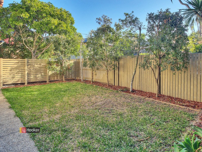 2/49 Miskin Street, Toowong QLD 4066