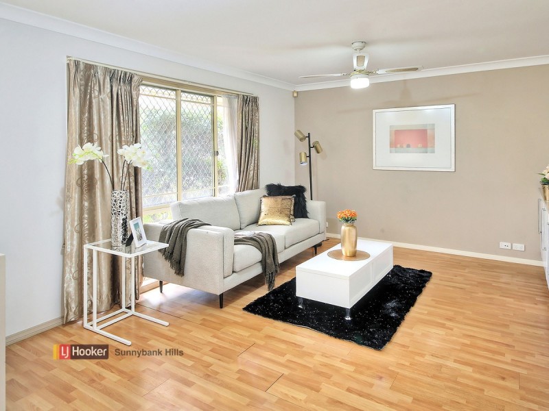 25 Solandra Crescent, Calamvale QLD 4116