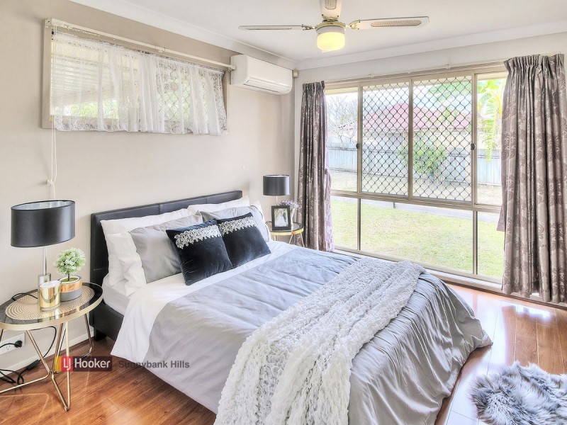 25 Solandra Crescent, Calamvale QLD 4116
