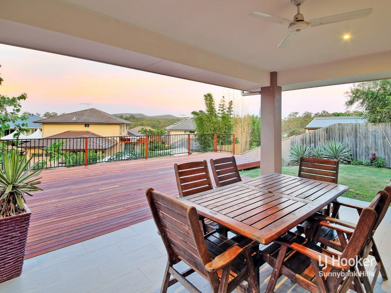 29 Taylor Place, Mackenzie QLD 4156