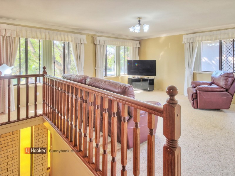 10 Manzill Street, Sunnybank Hills QLD 4109