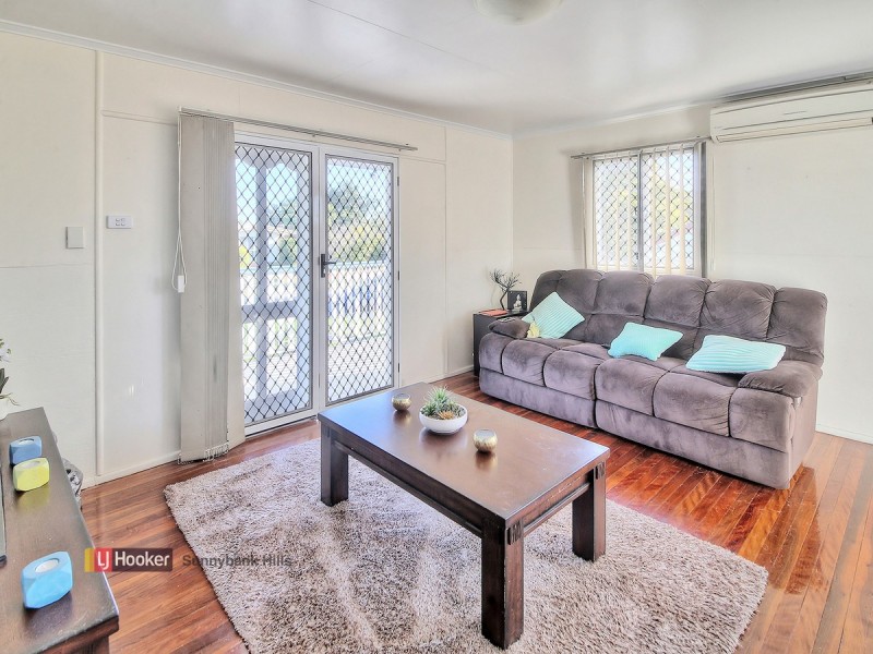 10 Amaroo Street, Archerfield QLD 4108