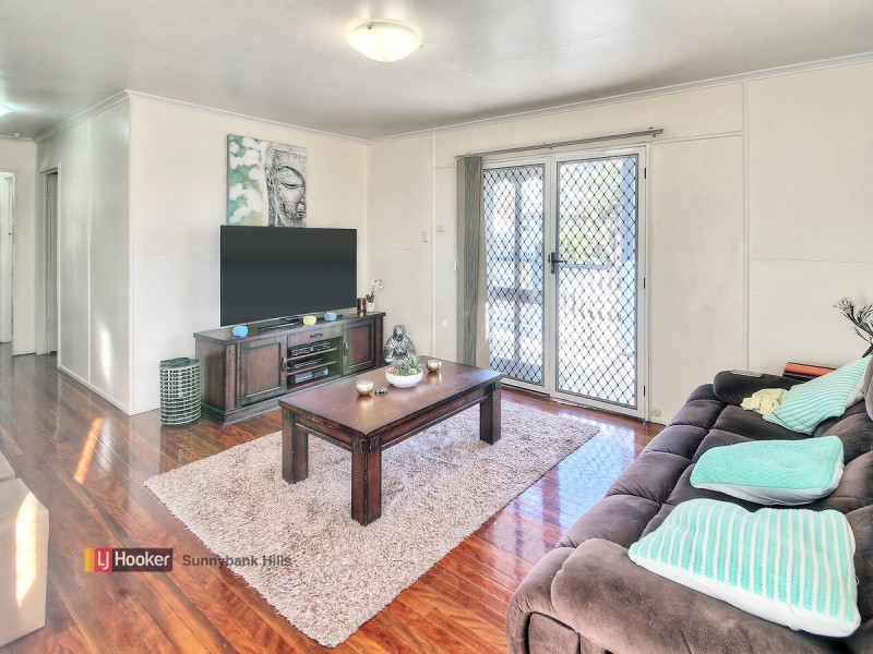 10 Amaroo Street, Archerfield QLD 4108