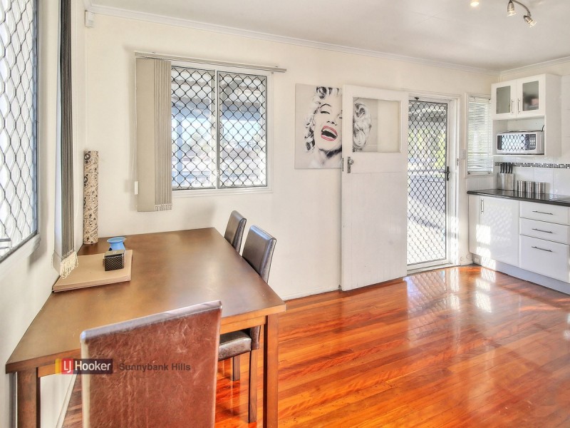 10 Amaroo Street, Archerfield QLD 4108