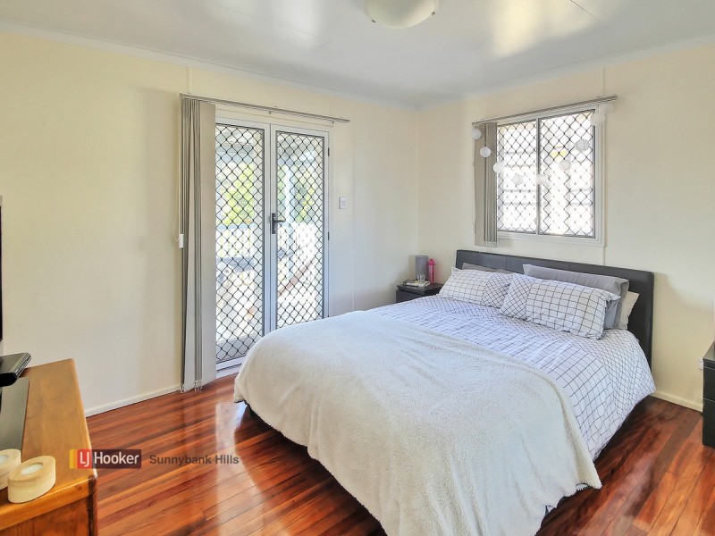 10 Amaroo Street, Archerfield QLD 4108