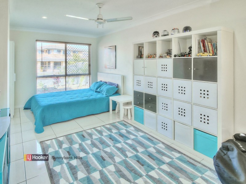 40 Lichfield Place, Parkinson QLD 4115