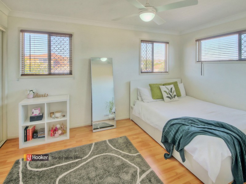 40 Lichfield Place, Parkinson QLD 4115