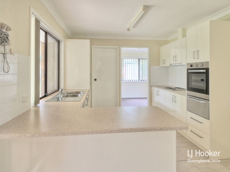 14 Marsala Street, Calamvale QLD 4116