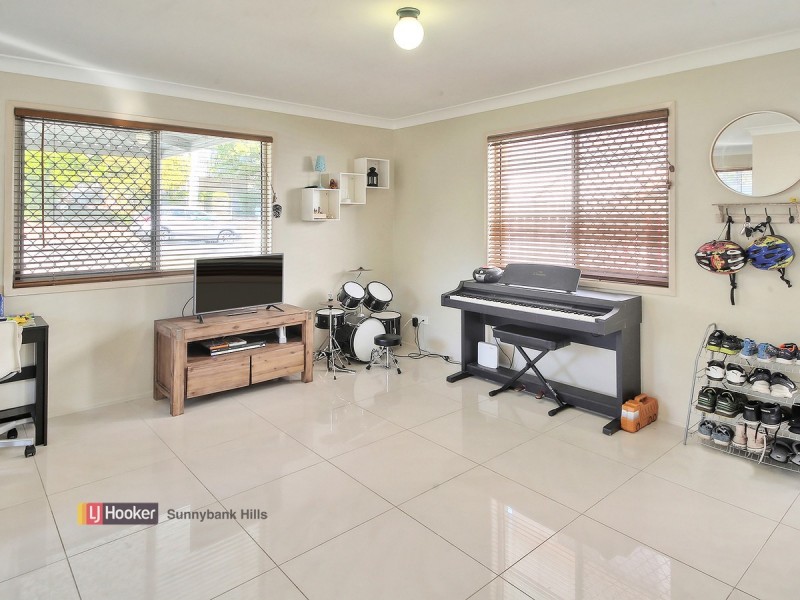 92 London Street, Eight Mile Plains QLD 4113