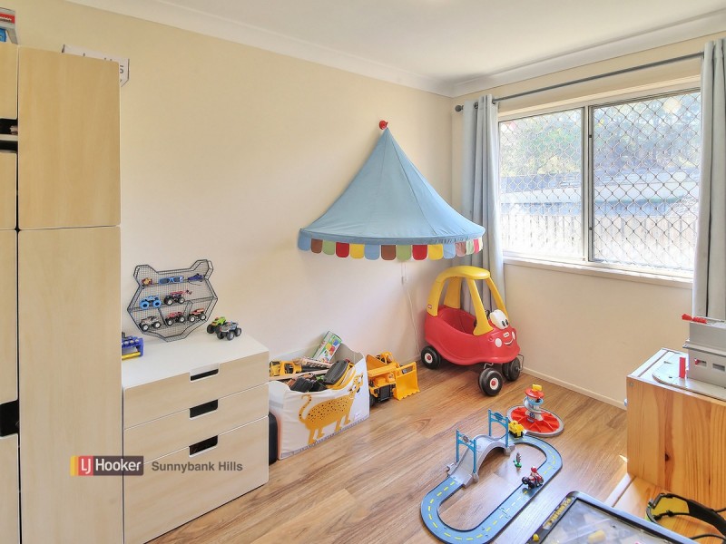 92 London Street, Eight Mile Plains QLD 4113