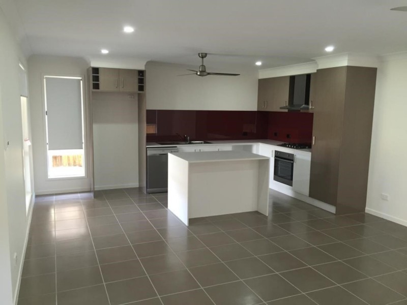 84 Fernbrooke Boulevard, Redbank Plains QLD 4301