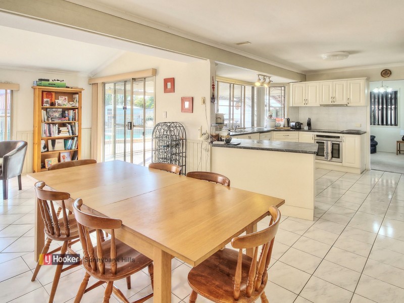 8 Lindstrom Court, Runcorn QLD 4113