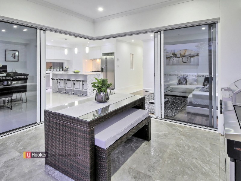 12 Adventurer Street, Kuraby QLD 4112