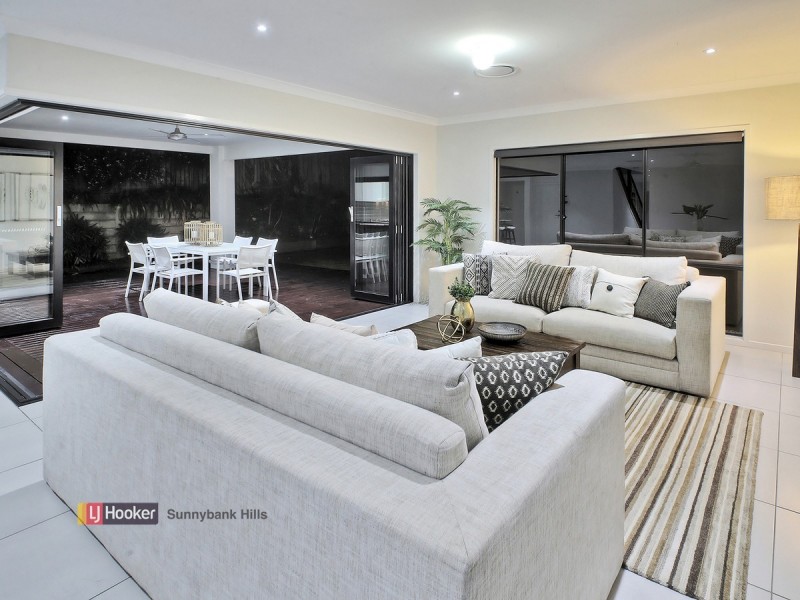 7 English Place, Rochedale QLD 4123