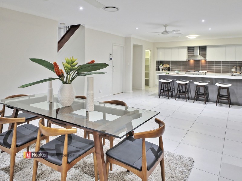 7 English Place, Rochedale QLD 4123