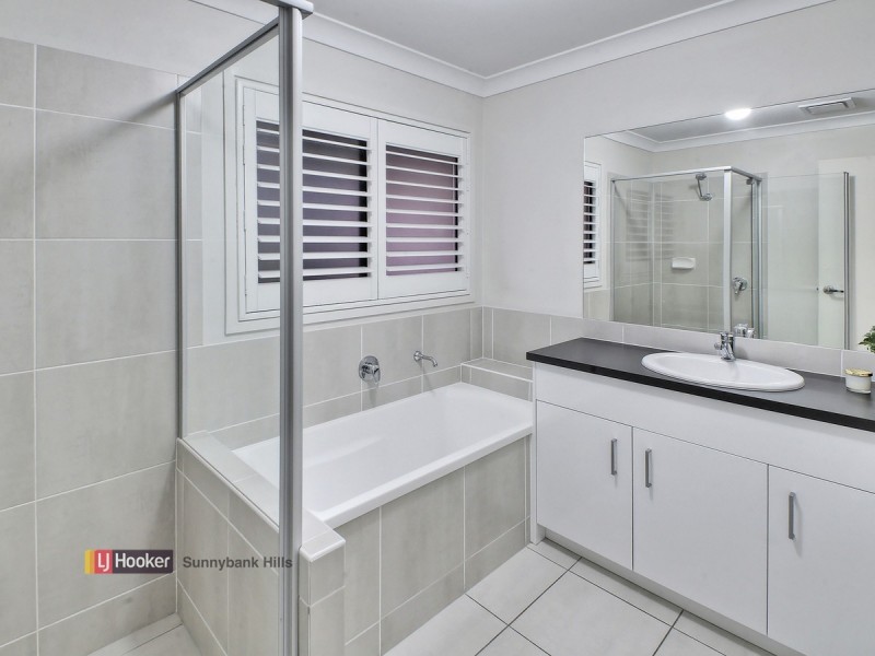 7 English Place, Rochedale QLD 4123
