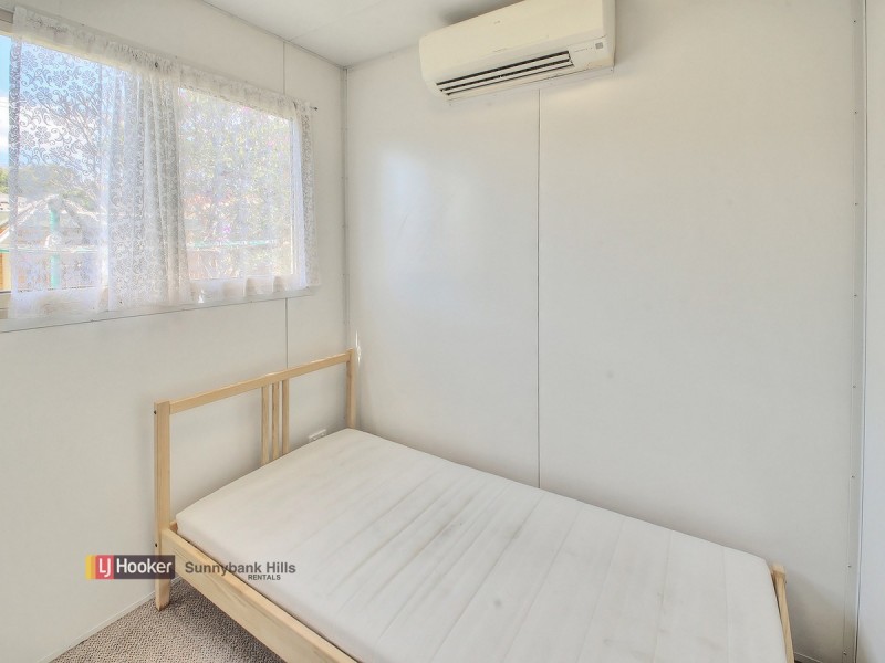 16 Saffron Street, Robertson QLD 4109