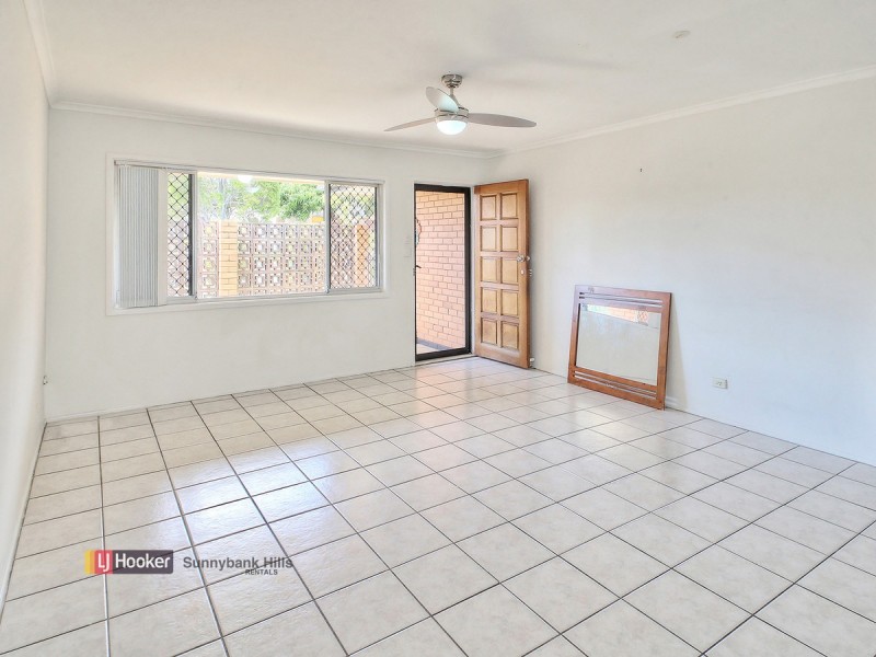 16 Saffron Street, Robertson QLD 4109