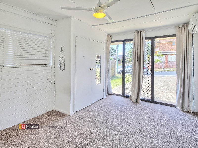 16 Saffron Street, Robertson QLD 4109