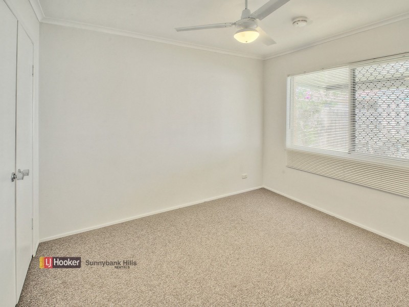 16 Saffron Street, Robertson QLD 4109