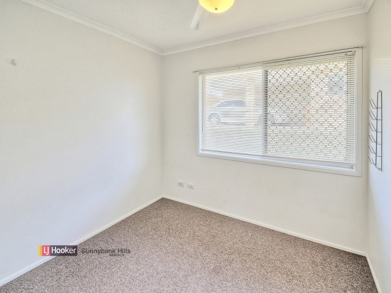16 Saffron Street, Robertson QLD 4109