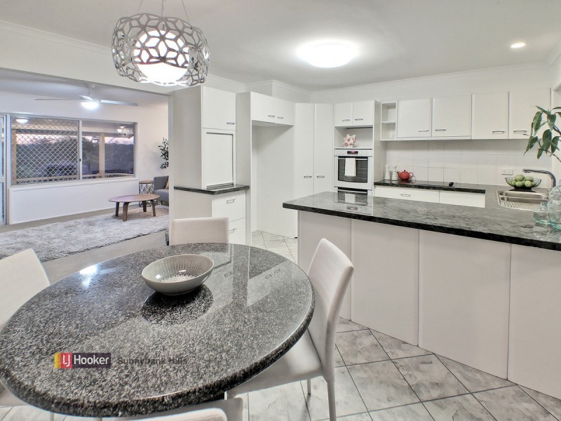 6 Heathfield Street, Eight Mile Plains QLD 4113