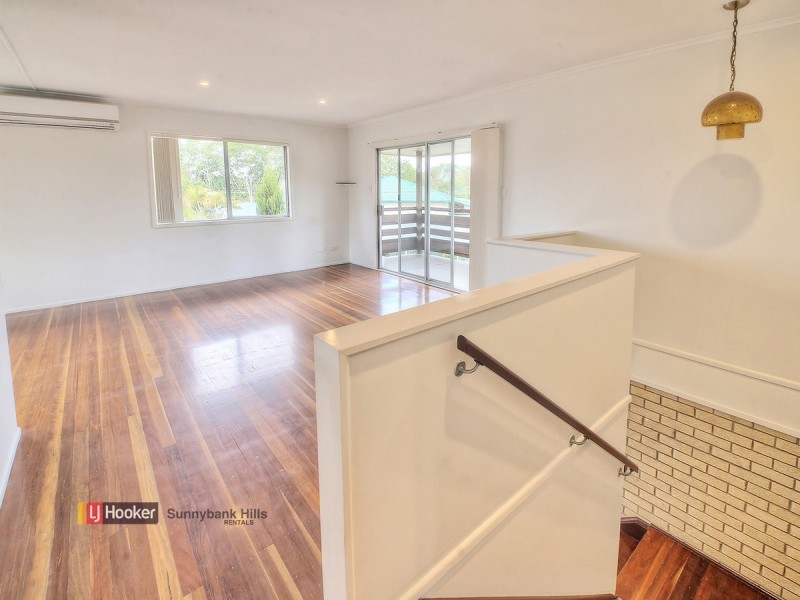 7 Acron Street, Macgregor QLD 4109