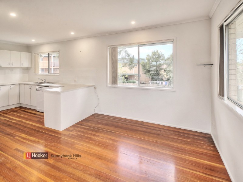 7 Acron Street, Macgregor QLD 4109