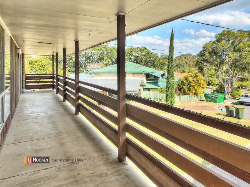 7 Acron Street, Macgregor QLD 4109