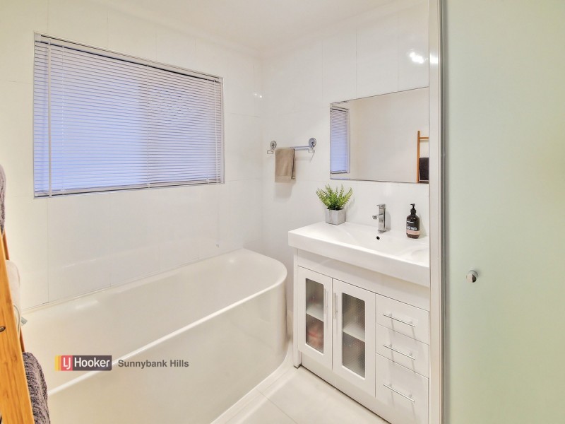 18 Cranfield Street, Sunnybank Hills QLD 4109