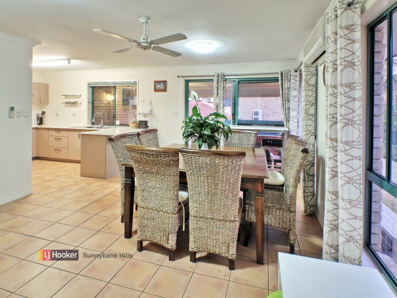 63 Springsure Street, Runcorn QLD 4113