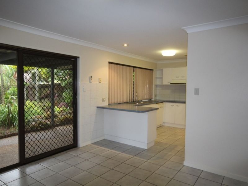 10 Dane Court, Eight Mile Plains QLD 4113